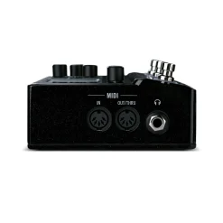 Line 6 HX Stomp Multi-Effects Processor