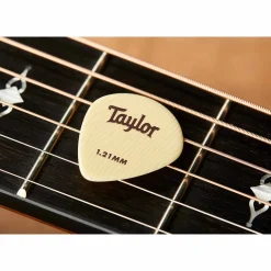 Taylor Premium DarkTone Ivoroid 351 Guitar Picks, 6-Pack